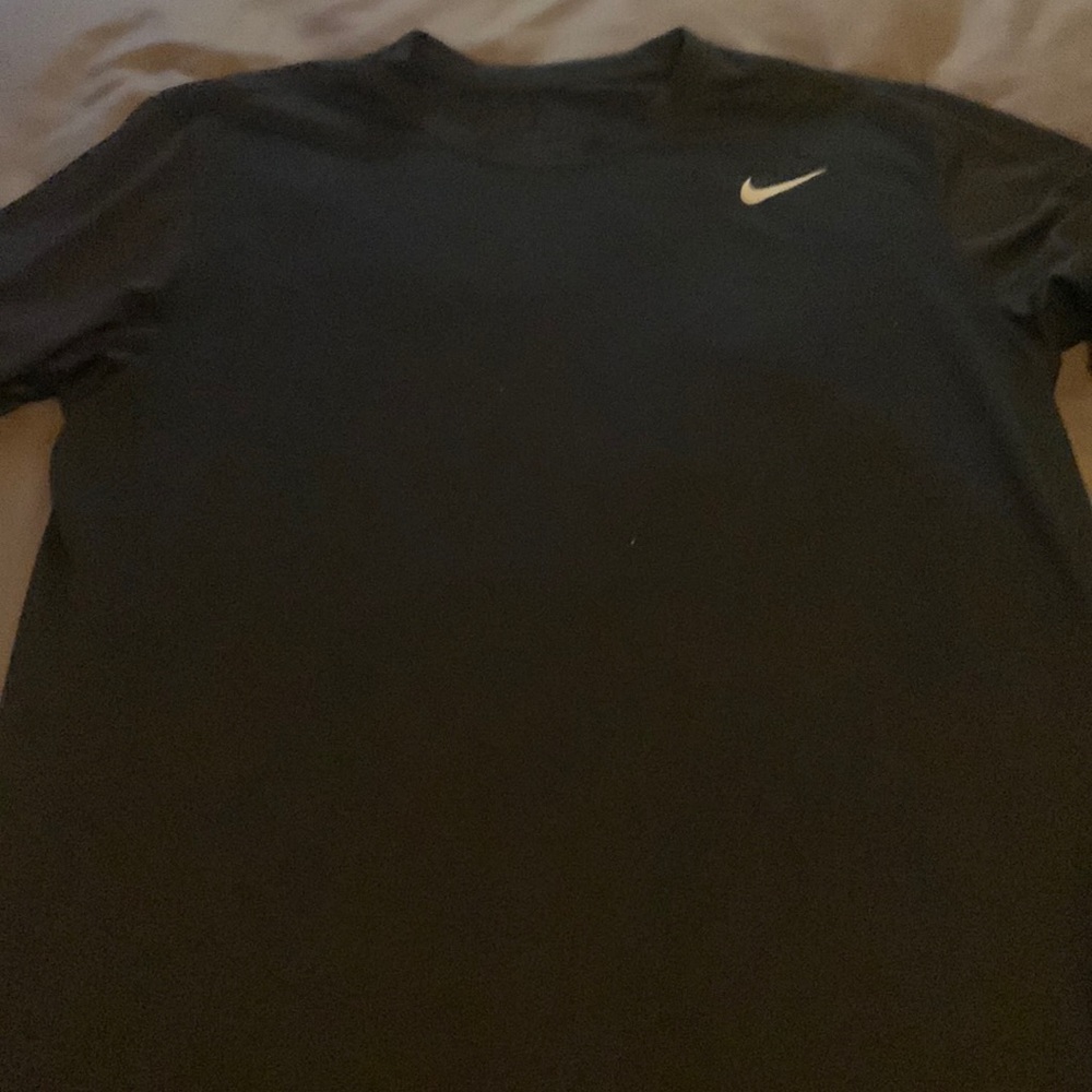 Nike shirt black large